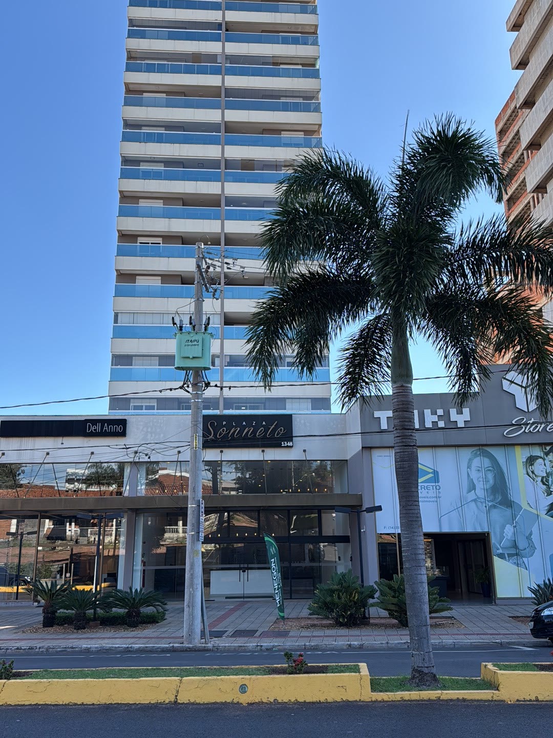 Fachada do Plaza Sonneto, na Av. Dr. Vital Brasil